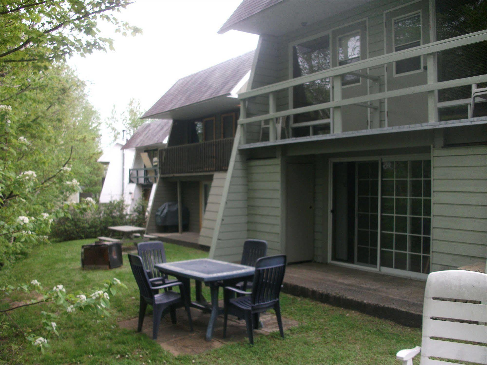 Les Chalets Bo-So-Met Villa Beaupré Kültér fotó